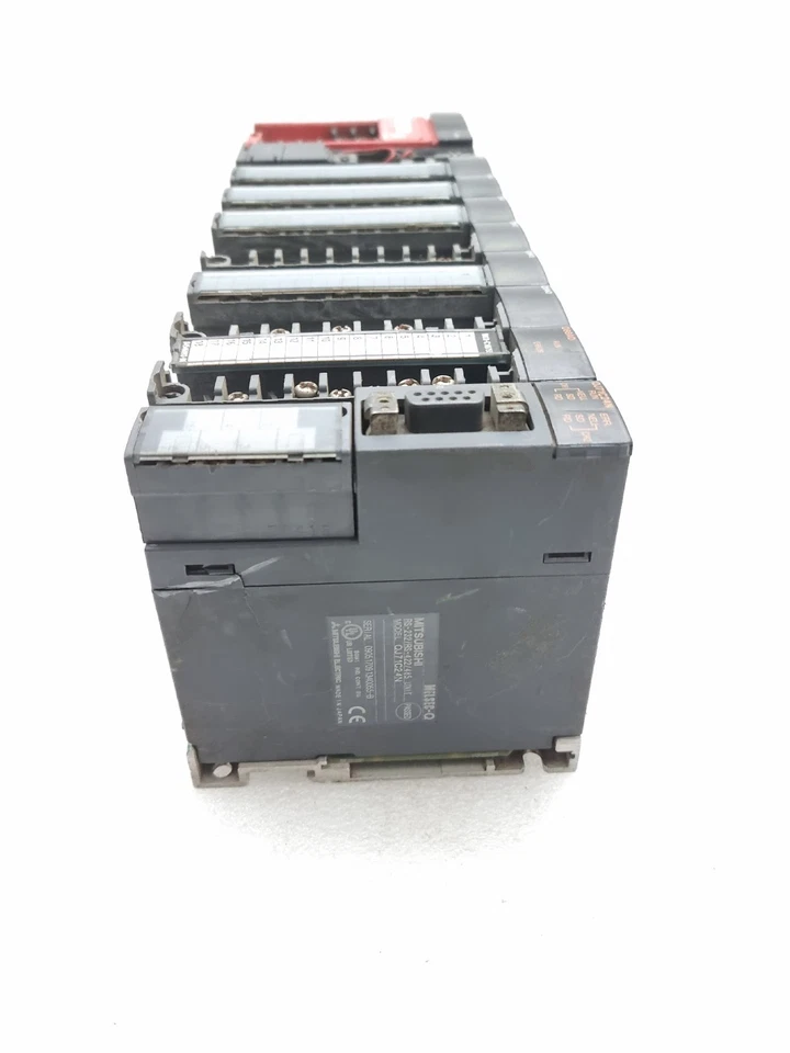 MITSUBISHI Q62P, Q00CPU, 6PCS QX40, Q68AD, QJ71C24N, Q38B-E Q SERIES PLC SET